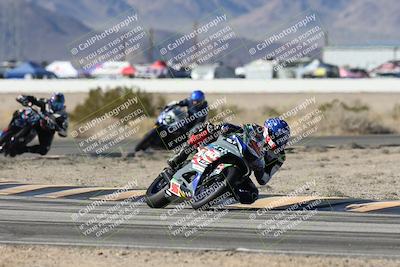 media/Dec-07-2025-CVMA (Sun) [[3e7d2de5dc]]/Race 7-Formula Lightweight Twins Shootout/